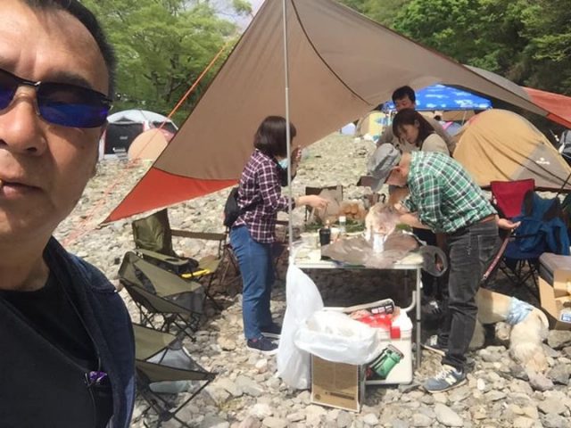 ジール主催のキャンプやってますよ⛺️   夜から天気心配ですが！